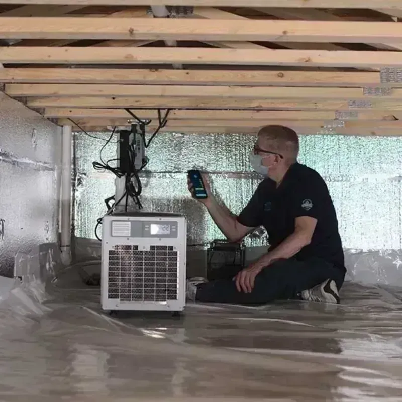 Crawl Space Water Removal Service in Pinewood, FL